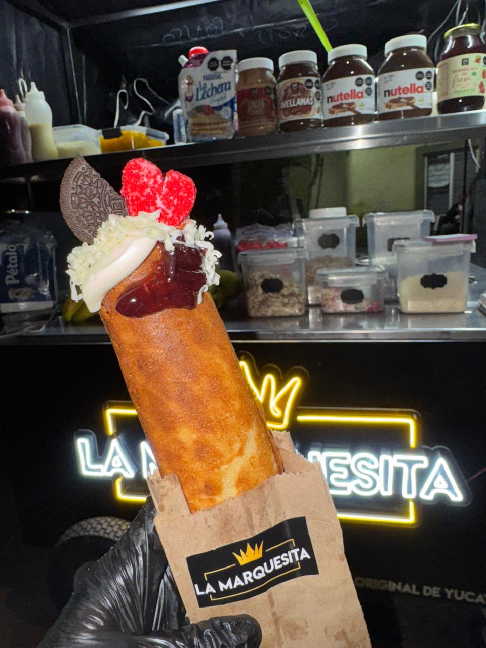 Marquesita fresa y oreo